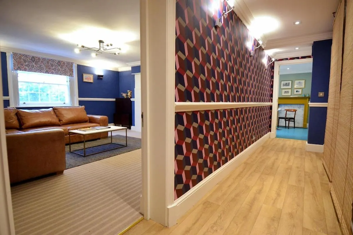 Imperial King Apt, Cheltenham Centre, Dedicated Free Parking