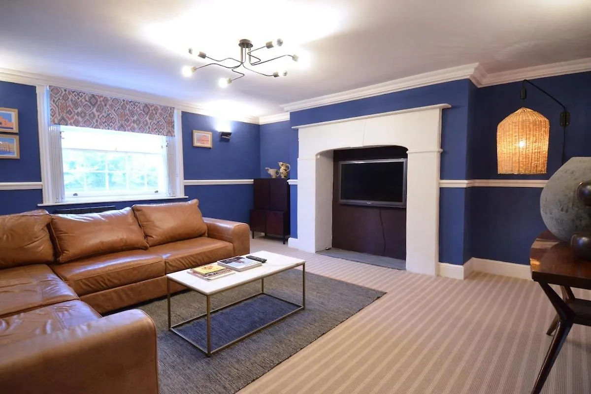 Imperial King Apt, Cheltenham Centre, Dedicated Free Parking
