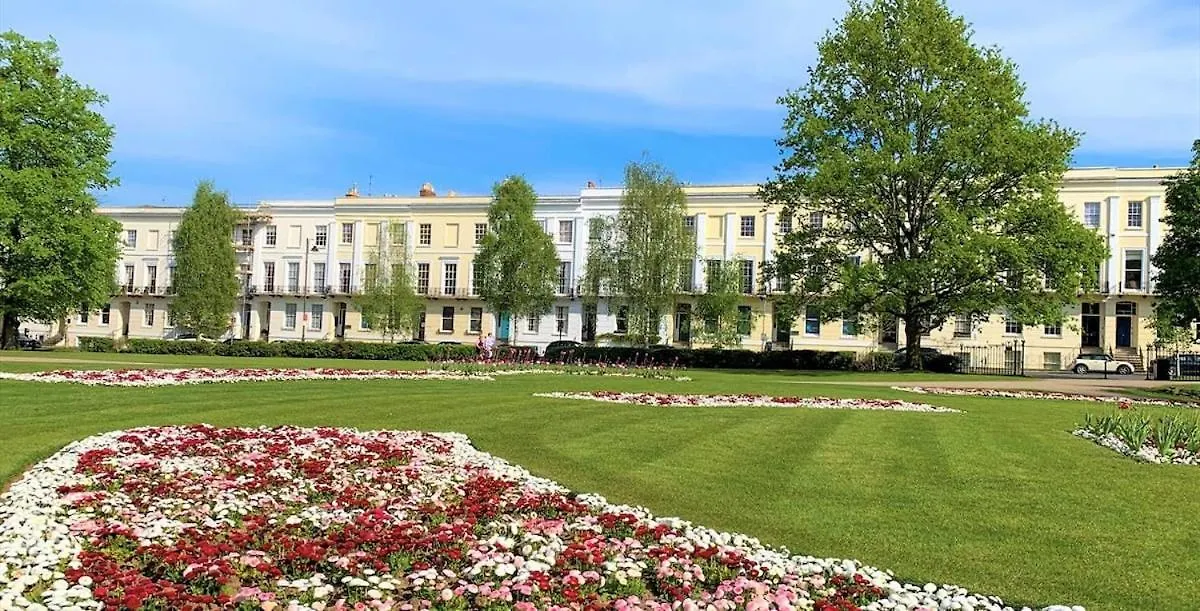 Imperial King Apt, Cheltenham Centre, Dedicated Free Parking